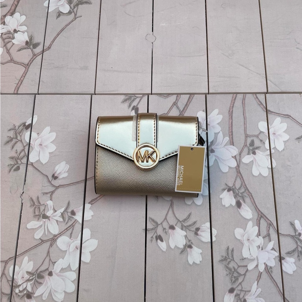 Michael Kors wallet